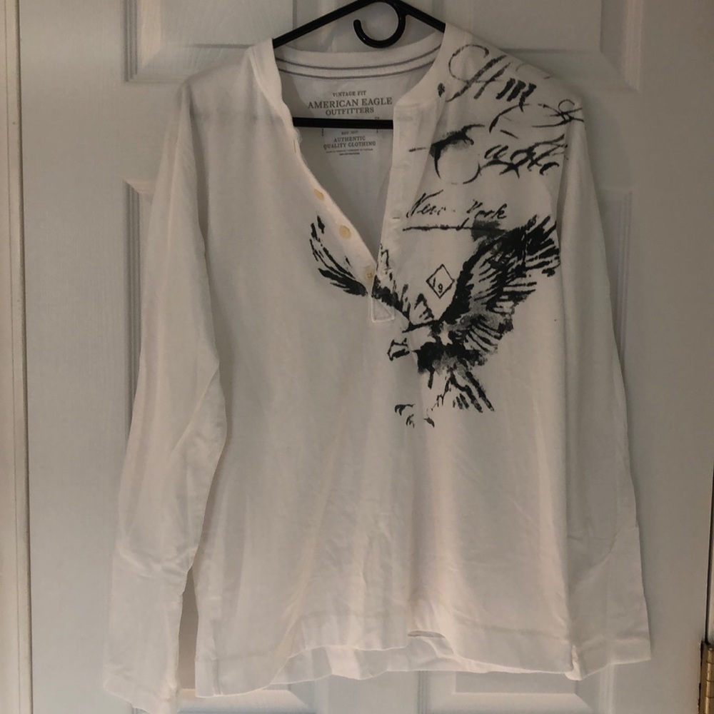 American Eagle Men’s long sleeve shirt